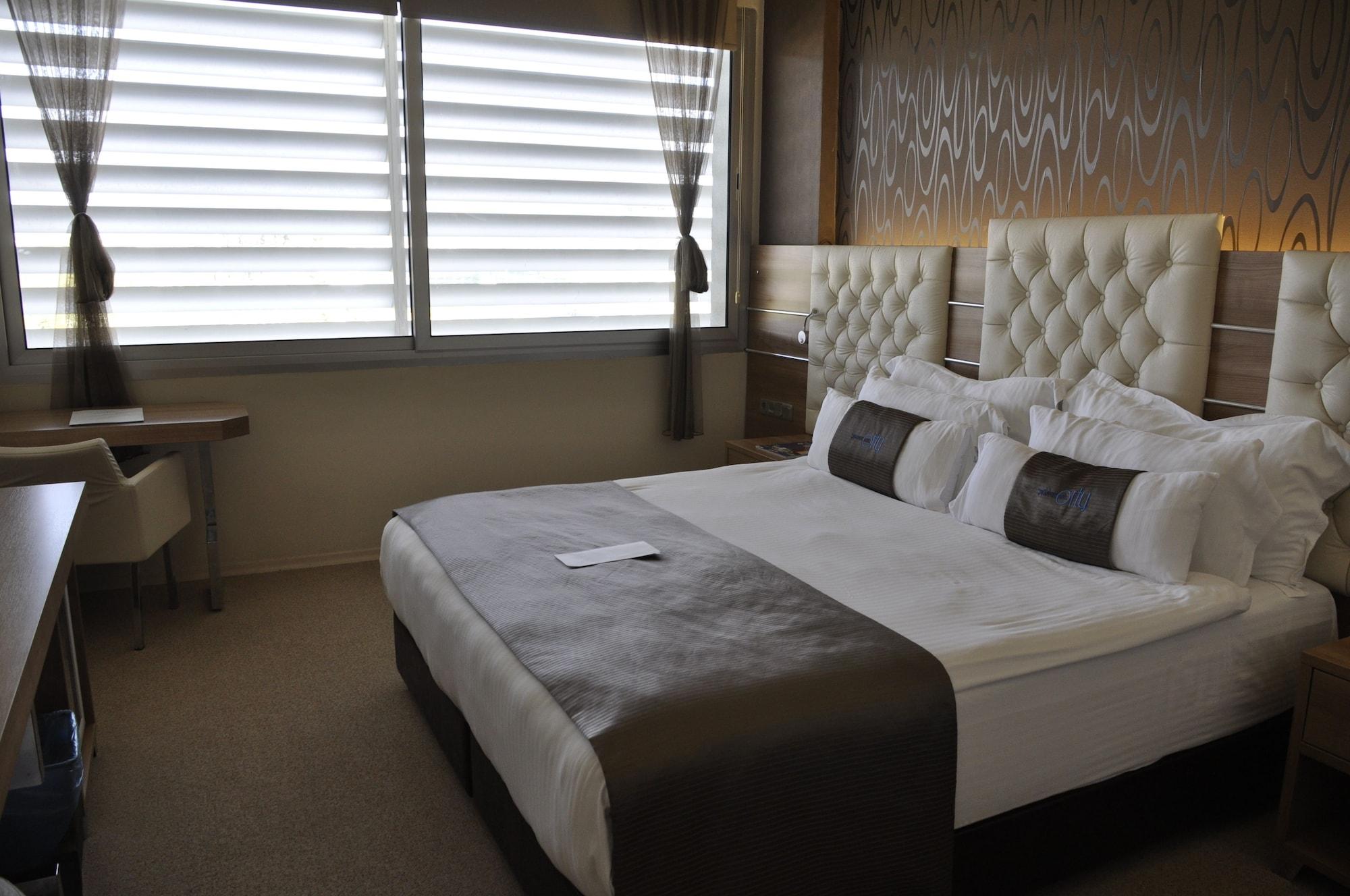 Orty Airport Hotel Izmir Bagian luar foto