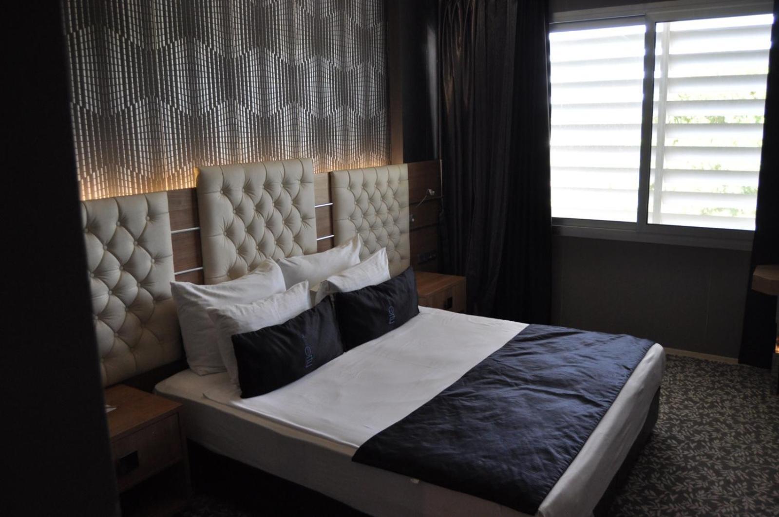 Orty Airport Hotel Izmir Bagian luar foto
