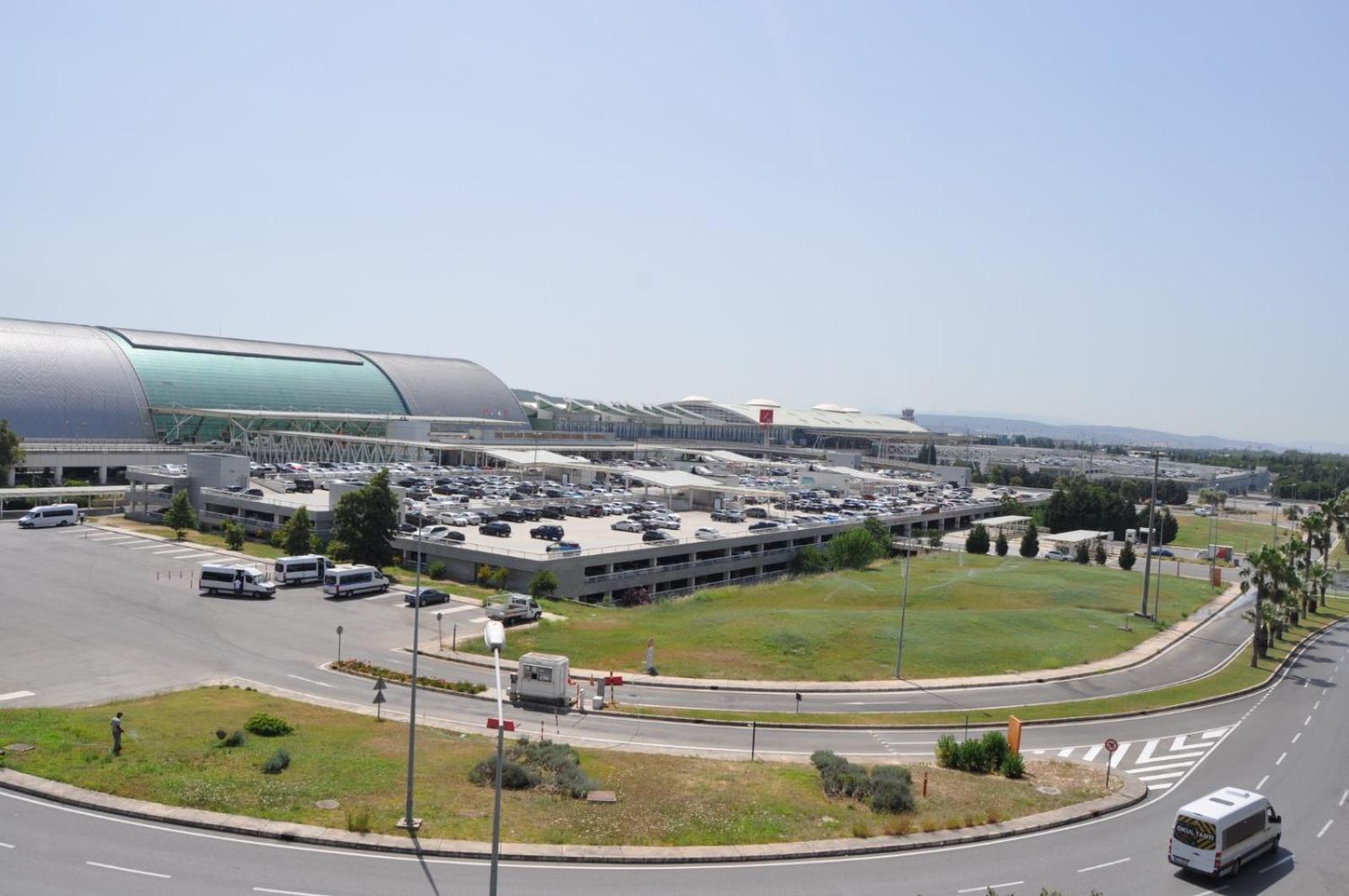 Orty Airport Hotel Izmir Bagian luar foto