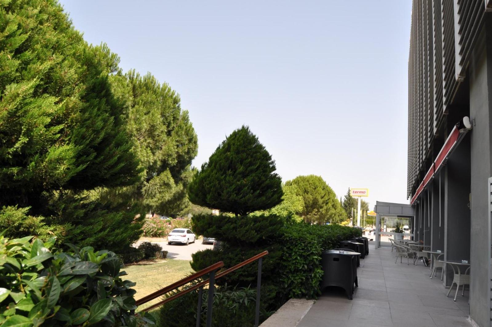 Orty Airport Hotel Izmir Bagian luar foto