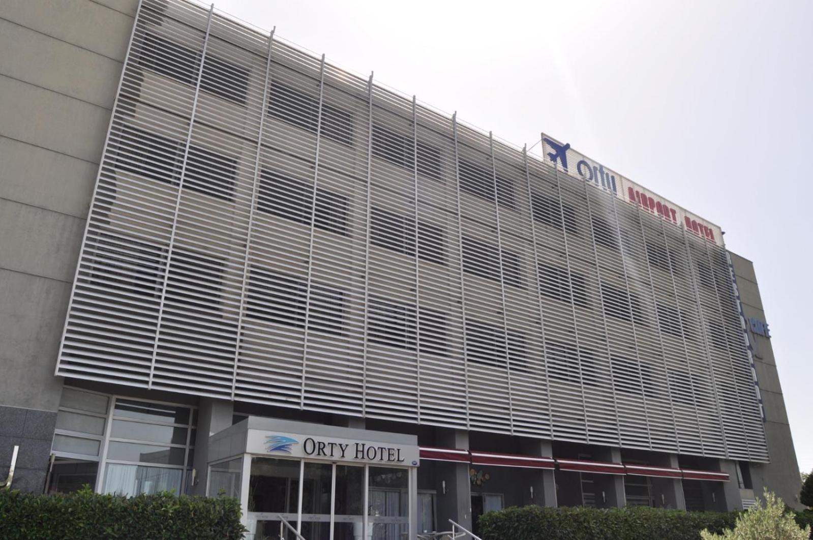 Orty Airport Hotel Izmir Bagian luar foto